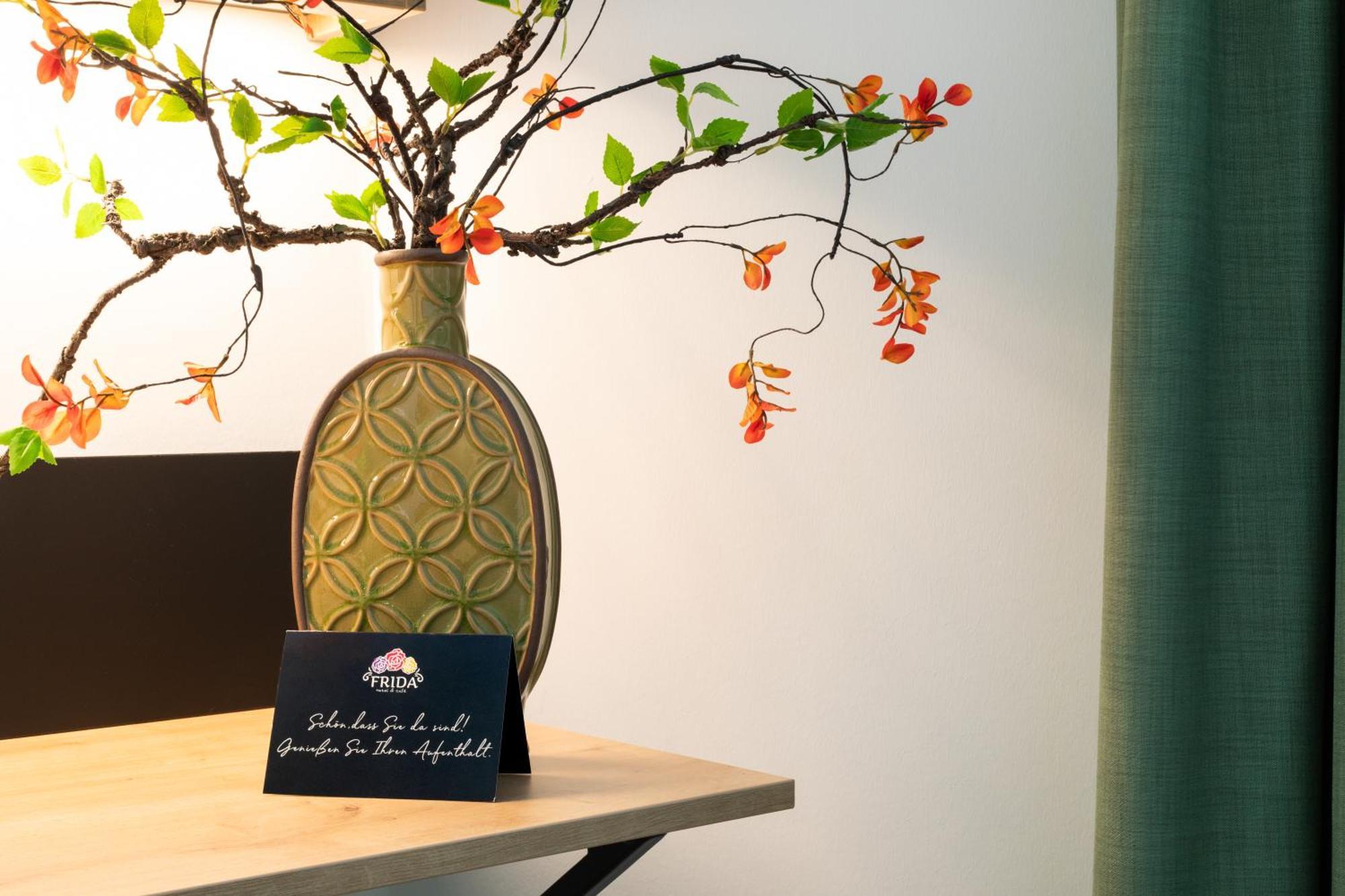 Frida Hotel & Cafe Bassum 外观 照片